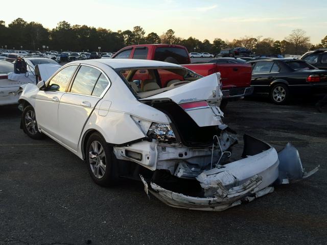 1HGCP2F62BA141909 - 2011 HONDA ACCORD SE WHITE photo 3