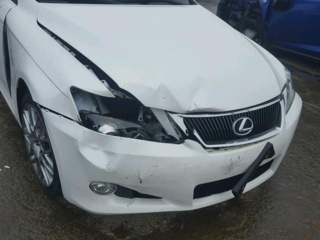 JTHFF2C28A2513292 - 2010 LEXUS IS 250 WHITE photo 9