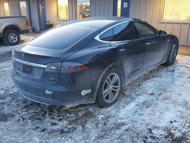 5YJSA1H19EFP36579 - 2014 TESLA MODEL S BLUE photo 4