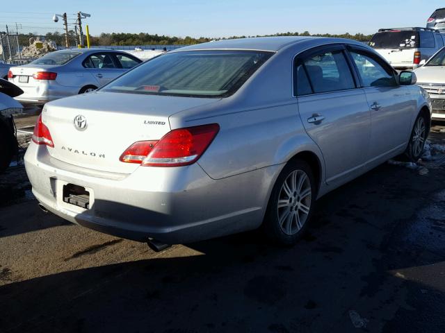 4T1BK36B27U209560 - 2007 TOYOTA AVALON XL SILVER photo 4