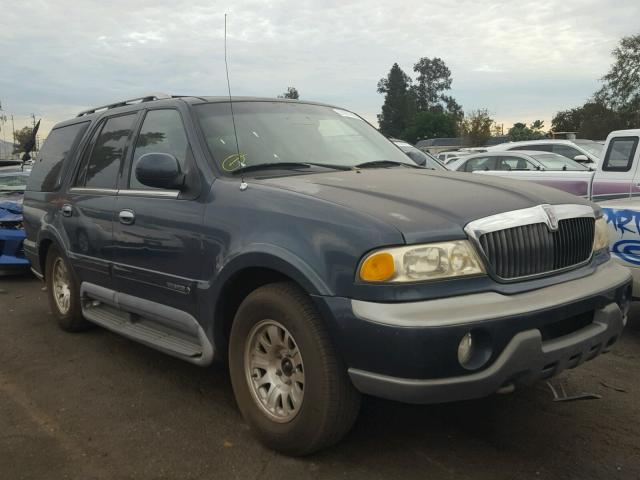 5LMPU28L3WLJ60273 - 1998 LINCOLN NAVIGATOR BLUE photo 1