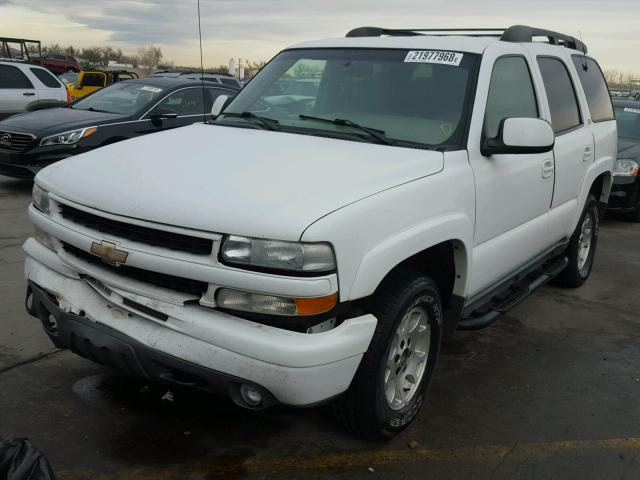 1GNEK13T91R218356 - 2001 CHEVROLET TAHOE K150 WHITE photo 2