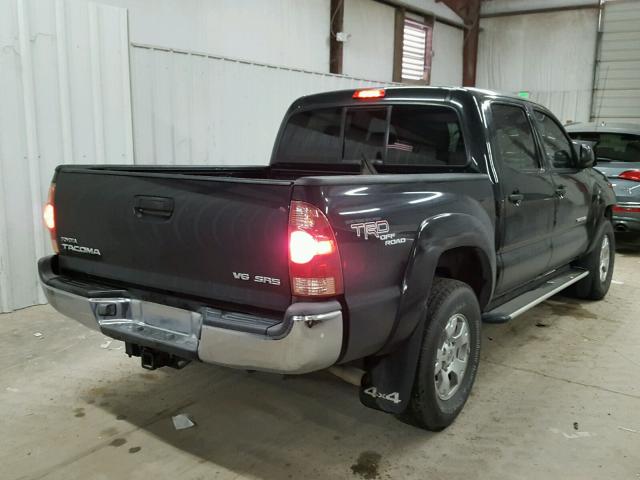 3TMLU42N37M012748 - 2007 TOYOTA TACOMA DOU BLACK photo 4