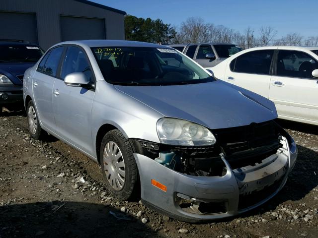 3VWJM71KX8M195841 - 2008 VOLKSWAGEN JETTA S SILVER photo 1