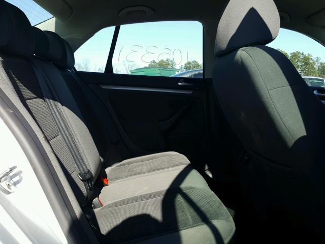 3VWJM71KX8M195841 - 2008 VOLKSWAGEN JETTA S 银色 照片 6