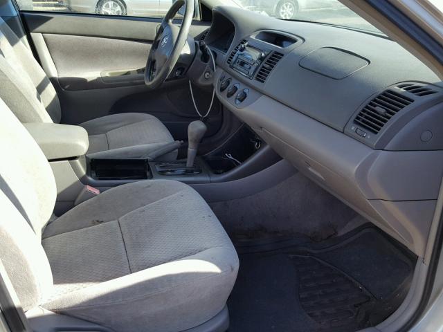 4T1BE32K73U119022 - 2003 TOYOTA CAMRY LE SILVER photo 5