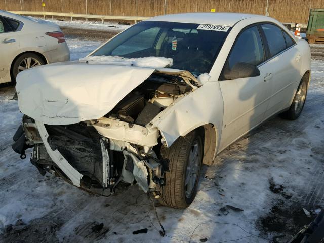 1G2ZG58N674231637 - 2007 PONTIAC G6 BASE WHITE photo 2