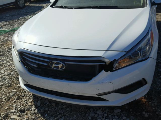 5NPE24AF2GH273903 - 2016 HYUNDAI SONATA SE WHITE photo 9