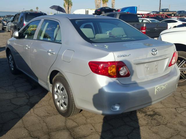 1NXBU4EE1AZ209942 - 2010 TOYOTA COROLLA BA SILVER photo 3