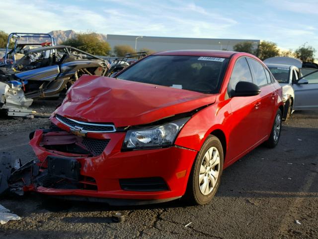 1G1PA5SGXE7128255 - 2014 CHEVROLET CRUZE LS RED photo 2