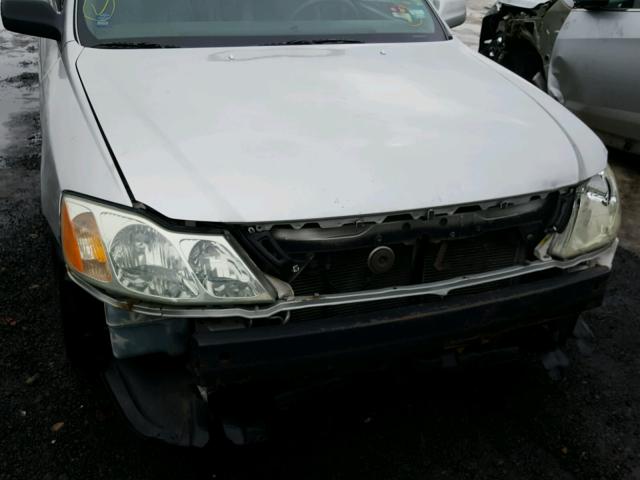 4T1BF28B32U227702 - 2002 TOYOTA AVALON XL SILVER photo 9