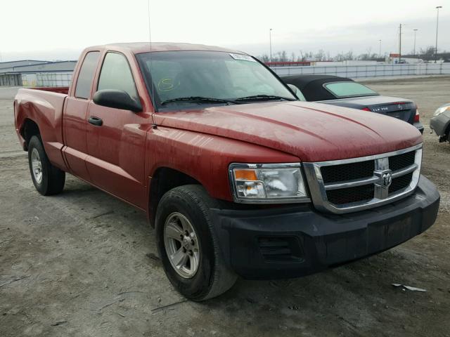 1D7HE32KX8S565155 - 2008 DODGE DAKOTA SXT MAROON photo 1