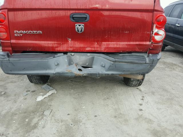 1D7HE32KX8S565155 - 2008 DODGE DAKOTA SXT MAROON photo 9