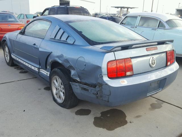 1ZVFT80NX55123419 - 2005 FORD MUSTANG BLUE photo 3