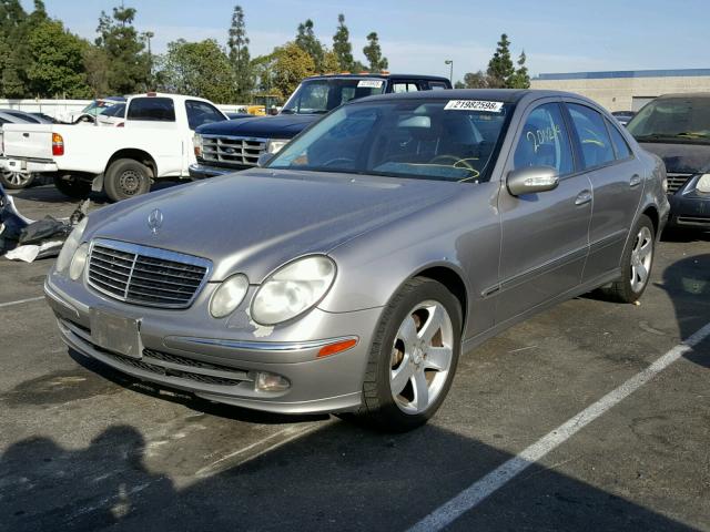 WDBUF70JX3A294991 - 2003 MERCEDES-BENZ E 500 BEIGE photo 2