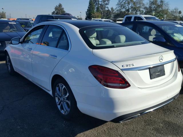 55SWF4JB9GU131521 - 2016 MERCEDES-BENZ C 300 WHITE photo 3