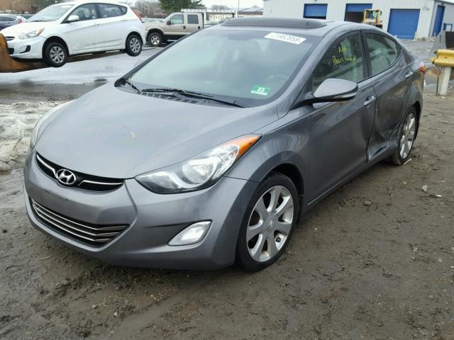 5NPDH4AE1CH142585 - 2012 HYUNDAI ELANTRA GL GRAY photo 2