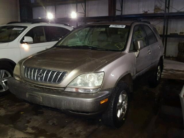 JTJHF10U120244928 - 2002 LEXUS RX 300 TAN photo 2