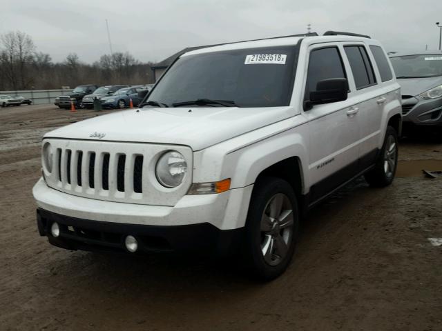 1C4NJPFA1ED618195 - 2014 JEEP PATRIOT LA WHITE photo 2