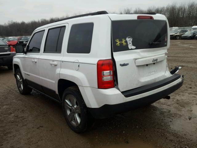 1C4NJPFA1ED618195 - 2014 JEEP PATRIOT LA WHITE photo 3