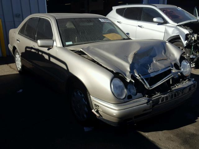 WDBJF82H0XX018311 - 1999 MERCEDES-BENZ E 320 4MAT GOLD photo 1