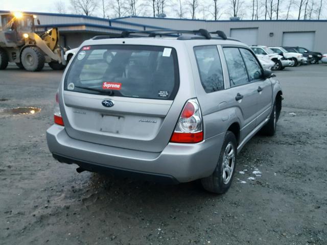 JF1SG63656H721437 - 2006 SUBARU FORESTER 2 SILVER photo 4