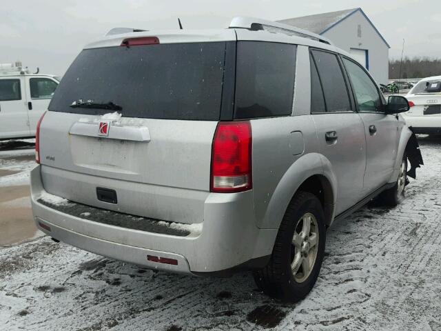 5GZCZ33D77S847212 - 2007 SATURN VUE SILVER photo 4