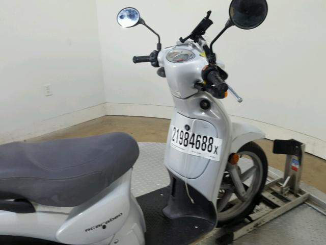 ZD4TGC0086S000212 - 2006 APRILIA SCARABEO 5 SILVER photo 16