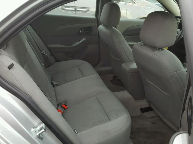 1G11A5SA2GU124013 - 2016 CHEVROLET MALIBU LIM 银色 照片 6