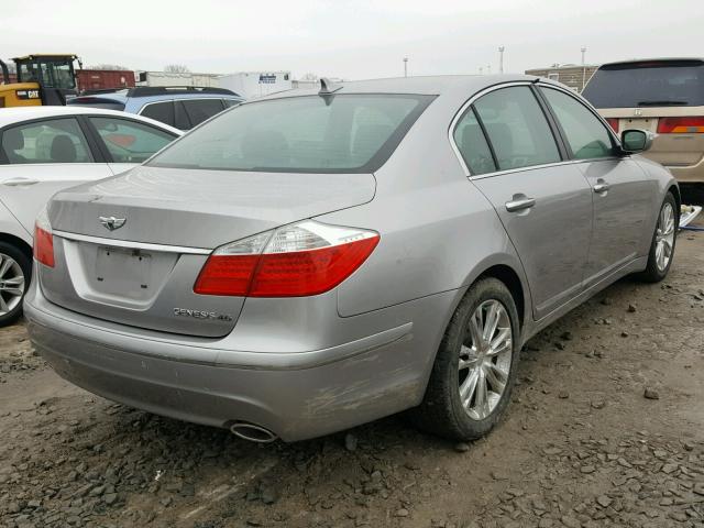 KMHGC46F69U029612 - 2009 HYUNDAI GENESIS 4. SILVER photo 4