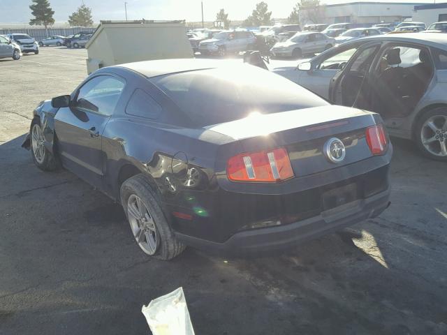 1ZVBP8ANXA5149014 - 2010 FORD MUSTANG BLACK photo 3