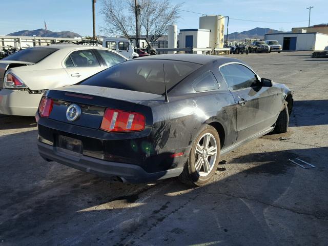 1ZVBP8ANXA5149014 - 2010 FORD MUSTANG BLACK photo 4