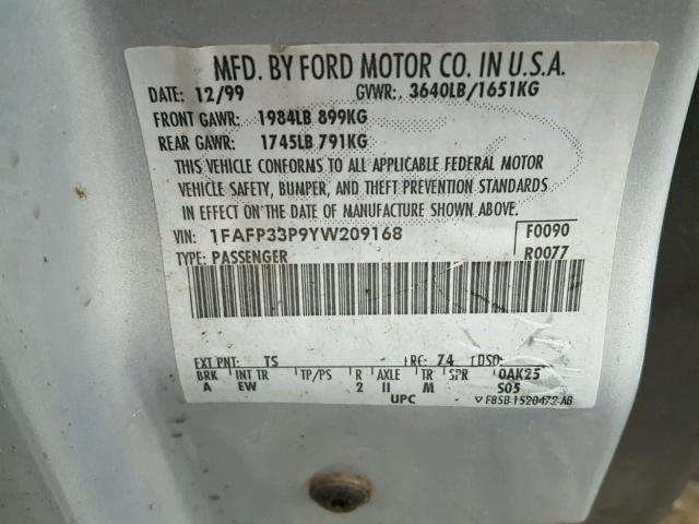 1FAFP33P9YW209168 - 2000 FORD FOCUS LX SILVER photo 10