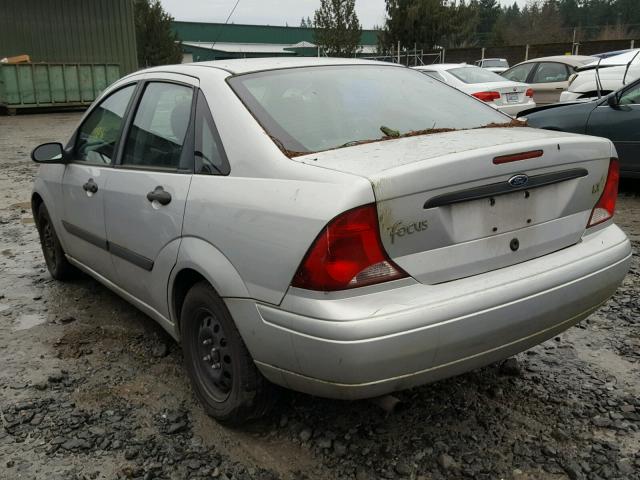 1FAFP33P9YW209168 - 2000 FORD FOCUS LX SILVER photo 3