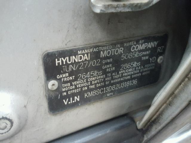 KM8SC13D82U318136 - 2002 HYUNDAI SANTA FE G SILVER photo 10