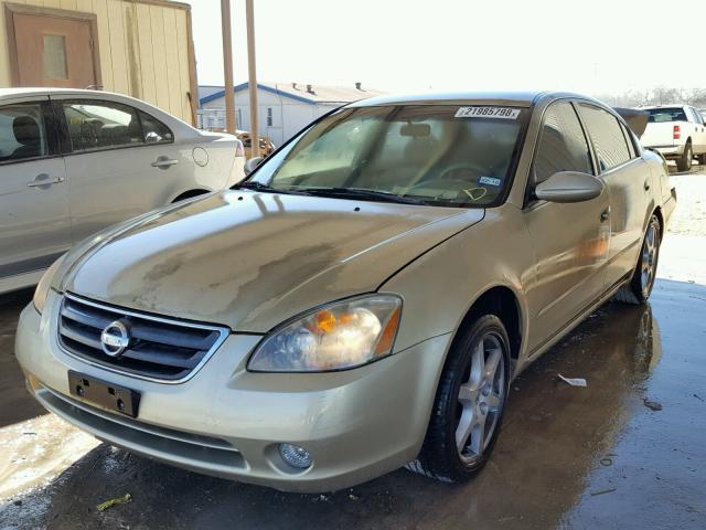 1N4BL11D82C193321 - 2002 NISSAN ALTIMA SE GOLD photo 2