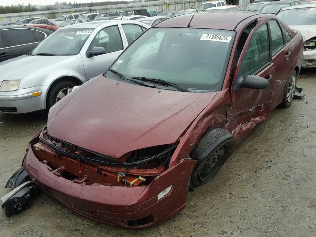 1FAFP34N37W163123 - 2007 FORD FOCUS ZX4 RED photo 2