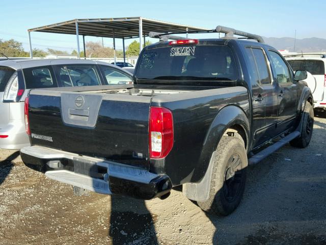 1N6AD07UX6C449935 - 2006 NISSAN FRONTIER C BLACK photo 4