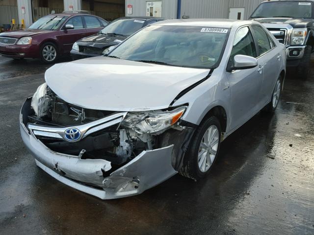 4T1BD1FK4CU020756 - 2012 TOYOTA CAMRY HYBR GRAY photo 2