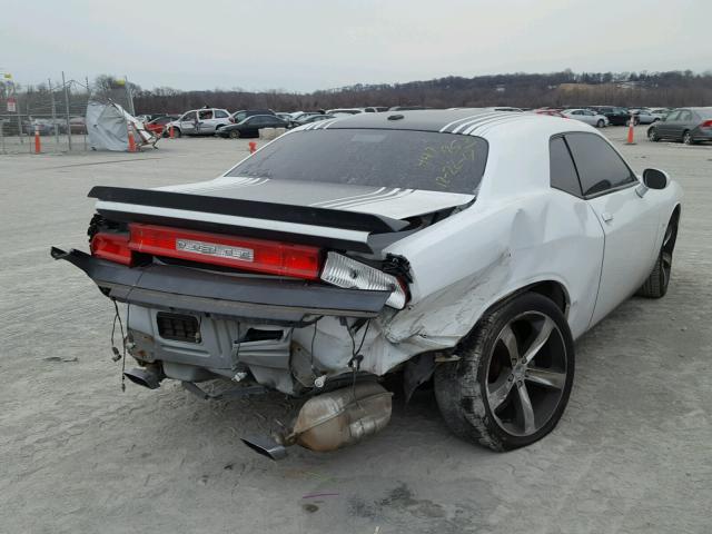 2C3CDYBT0EH281988 - 2014 DODGE CHALLENGER WHITE photo 4