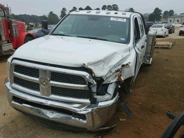 3C7WRTCL8HG692168 - 2017 RAM 3500 WHITE photo 2