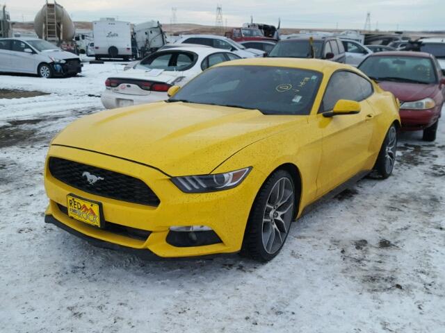 1FA6P8THXG5237572 - 2016 FORD MUSTANG YELLOW photo 2