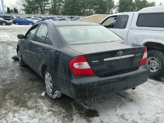 4T1BE32K72U561569 - 2002 TOYOTA CAMRY LE BLACK photo 3