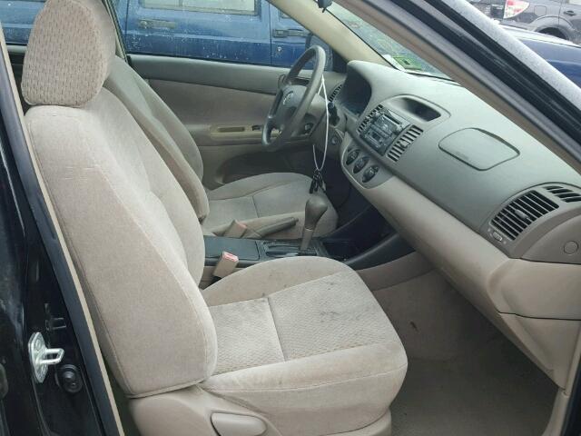 4T1BE32K72U561569 - 2002 TOYOTA CAMRY LE BLACK photo 5