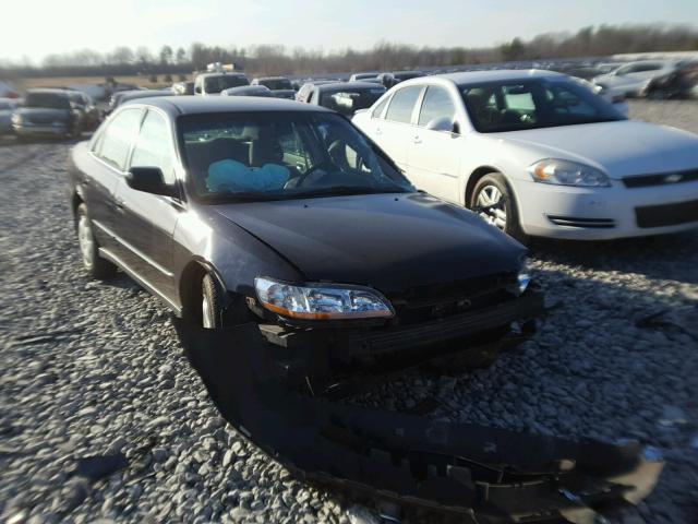 1HGCG5640YA050050 - 2000 HONDA ACCORD LX BLACK photo 1