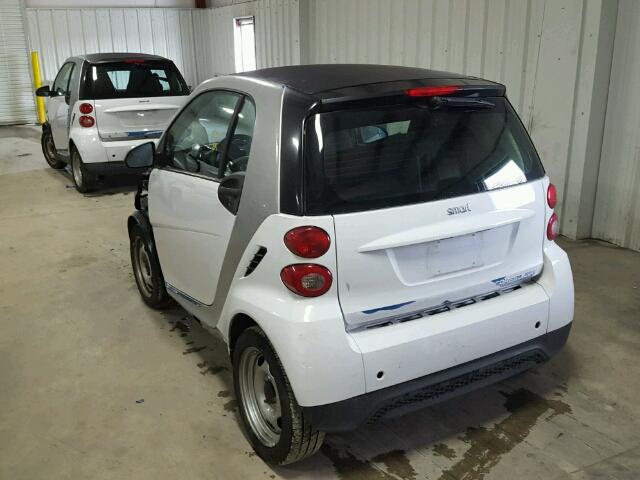 WMEEJ3BA5EK777295 - 2014 SMART FORTWO PUR TWO TONE photo 3