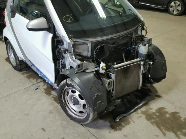 WMEEJ3BA7DK683370 - 2013 SMART FORTWO PUR TWO TONE photo 9