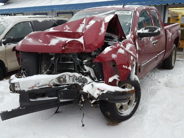 2GCEK19J371656810 - 2007 CHEVROLET SILVERADO RED photo 2