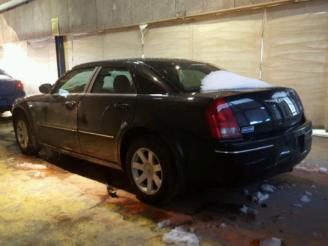 2C3JA53G75H564260 - 2005 CHRYSLER 300 TOURIN BLACK photo 3