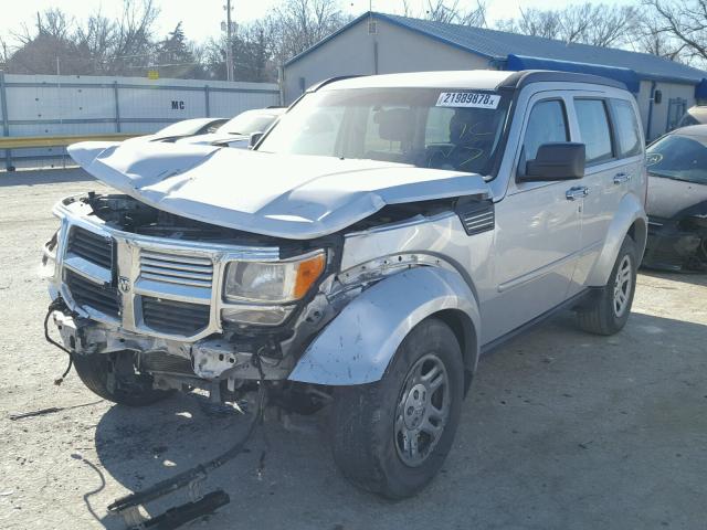 1D4PU2GK1BW510236 - 2011 DODGE NITRO SE SILVER photo 2